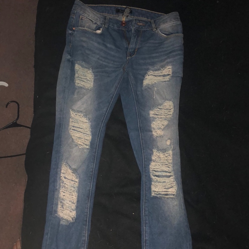 Ripped jeans